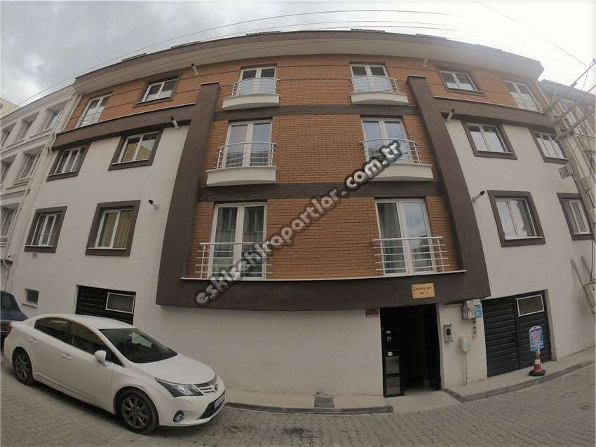 Çağdaş Erkek Apart - 3